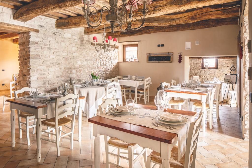 Agriturismo Casal San Sergio فوسومبرون المظهر الخارجي الصورة